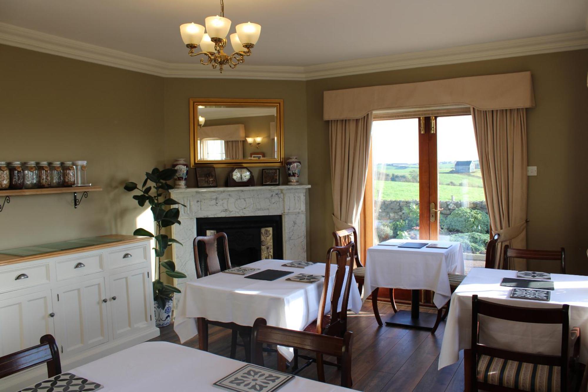 Bed and Breakfast Carnalbanagh House Портстьюарт Экстерьер фото