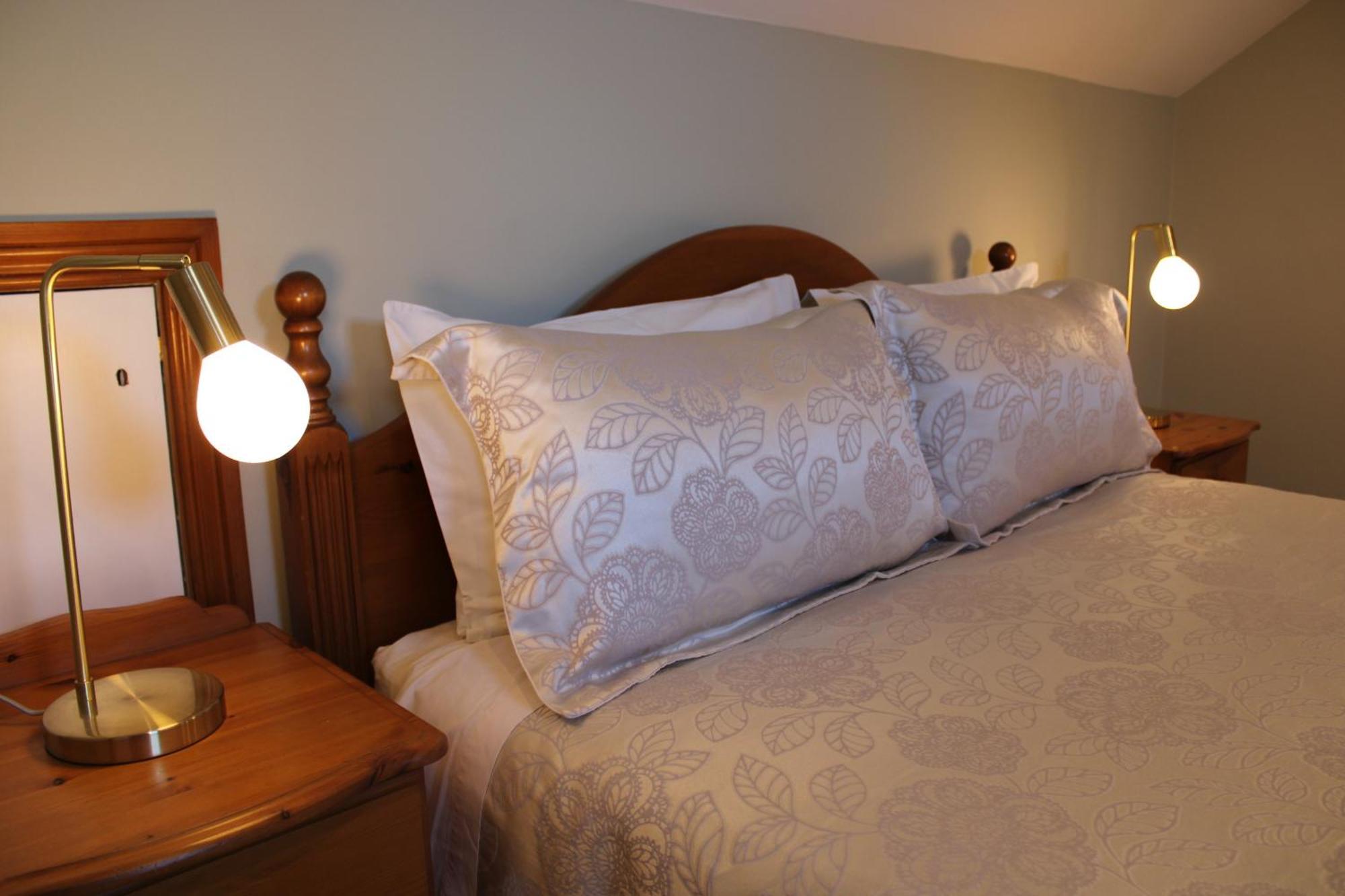 Bed and Breakfast Carnalbanagh House Портстьюарт Экстерьер фото